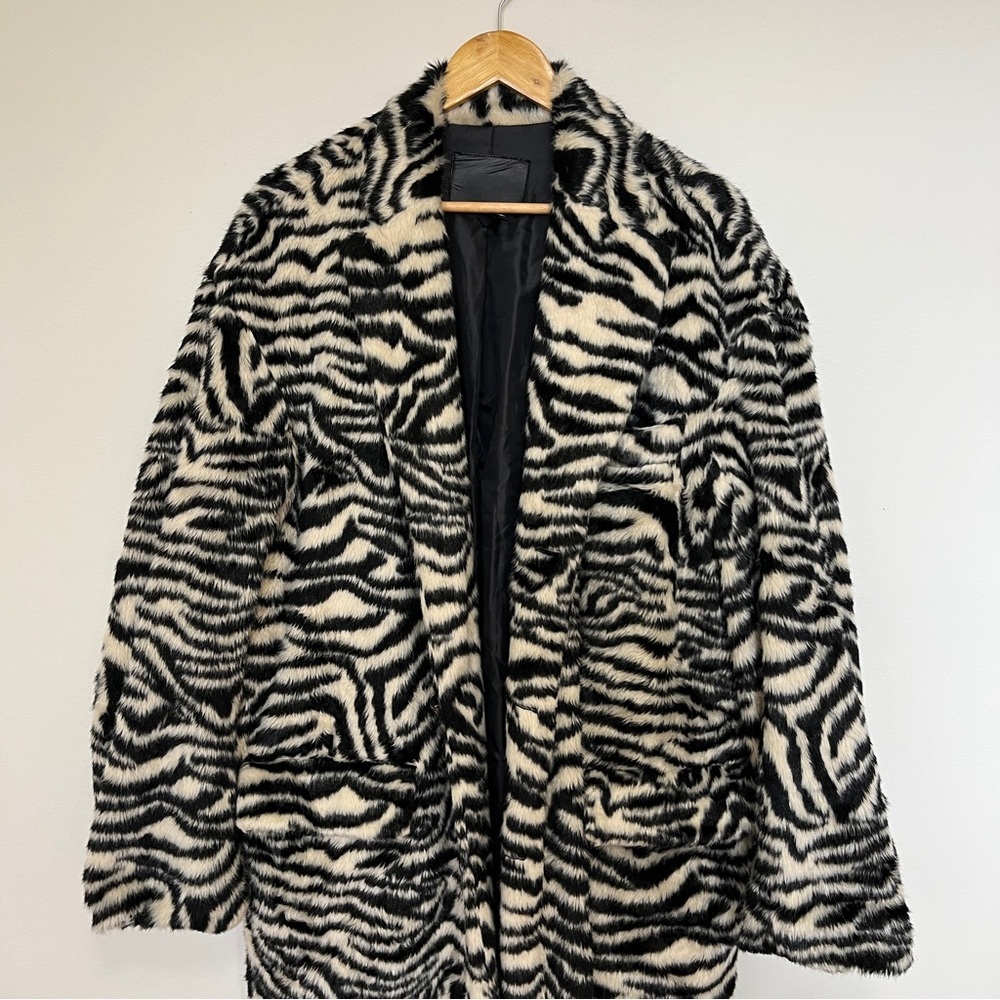 R13 Black and White Zebra Teddy Jacket - Picture 6 of 11